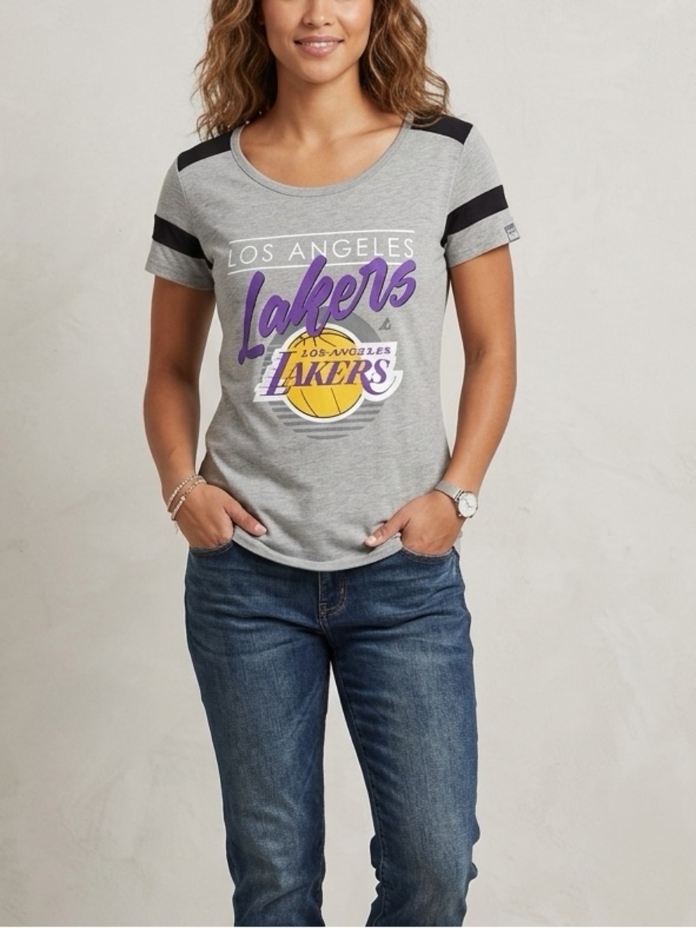 NBA LA Lakers Woman’s Shirt Size Large